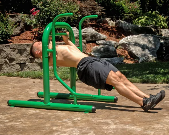 outdoor fitness equipment