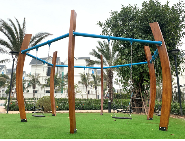 Kids Inclusive Swings Freestanding Playground for School Use